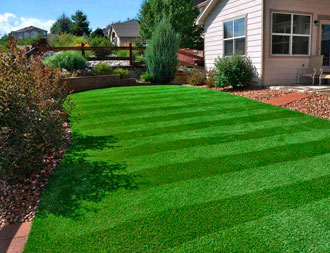 Grama sintética para projetos residenciais